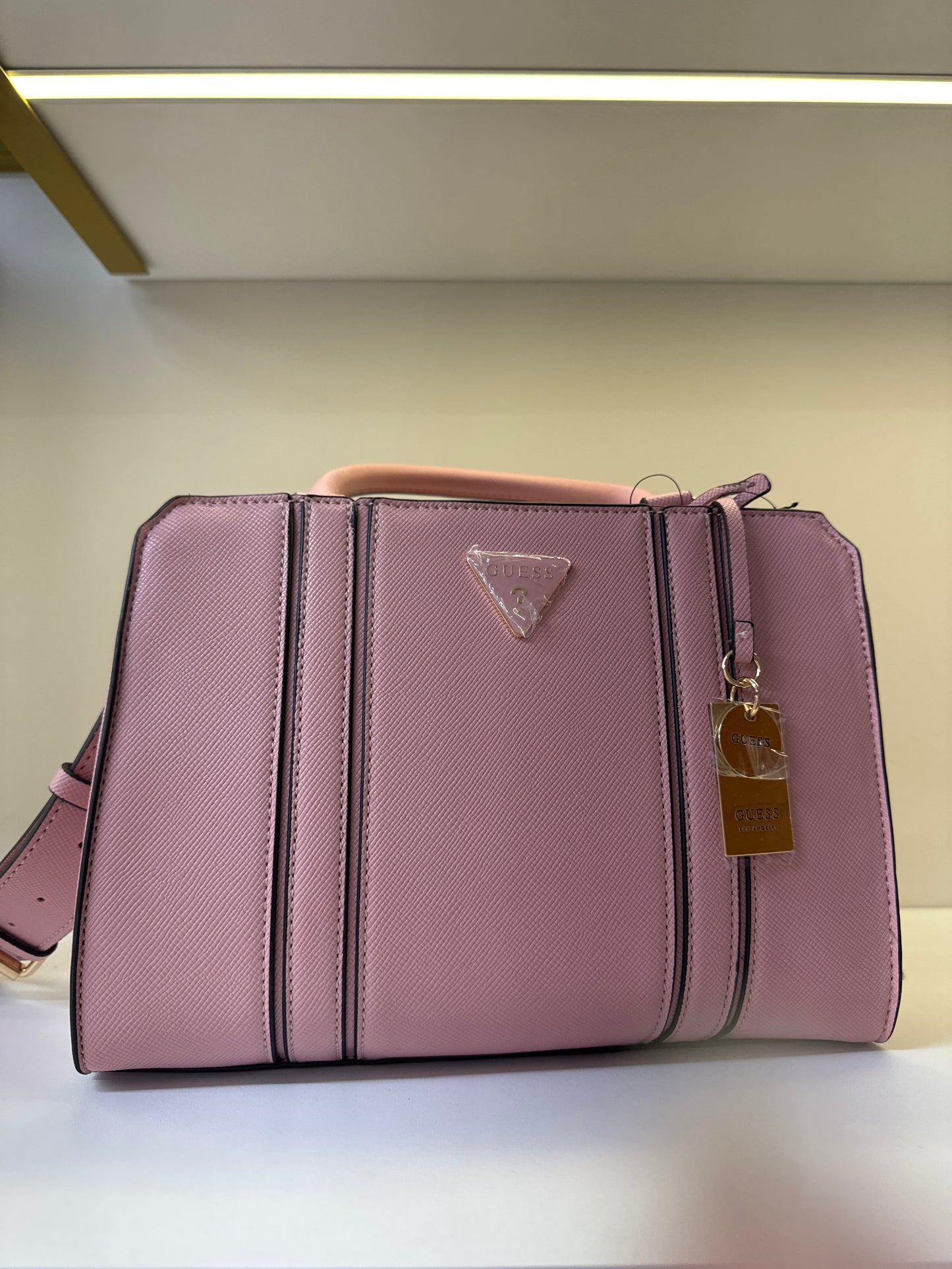 CARTERA GUESS ROSADA CGR1